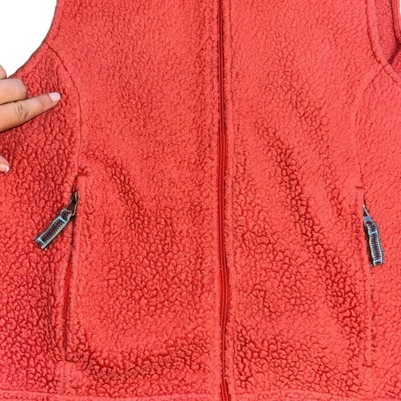 L. L. Bean Fleece Coral Fuzzy Sherpa Vest Womens M Outfoor Cozy Comfortable - Picture 3 of 14